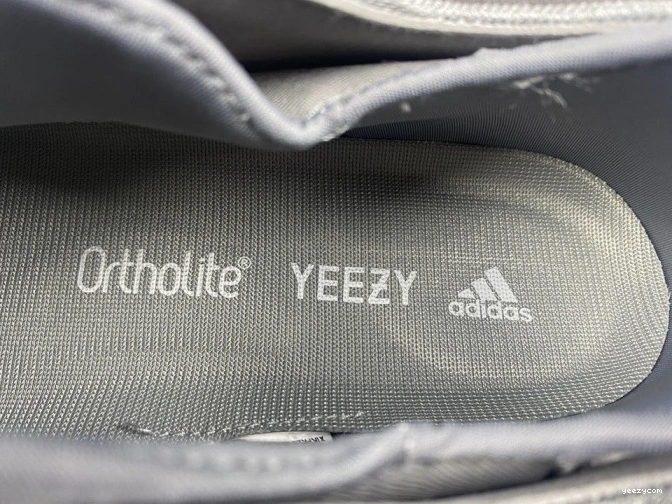 400 H68033 ADIDAS YEEZY 1101